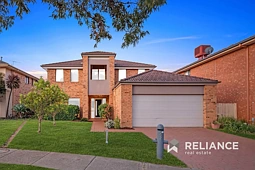 42 Lincolnheath Boulevard, Point Cook