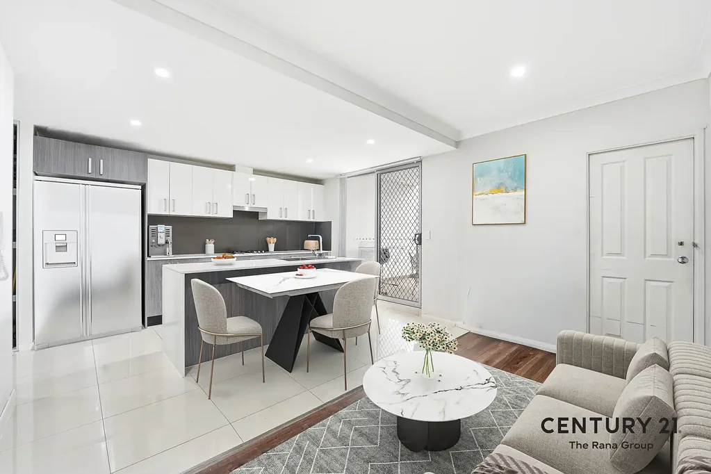 Seven Hills 2બેડરૂમ Oversized Apartment Living | Two Balconies | Walk to Station