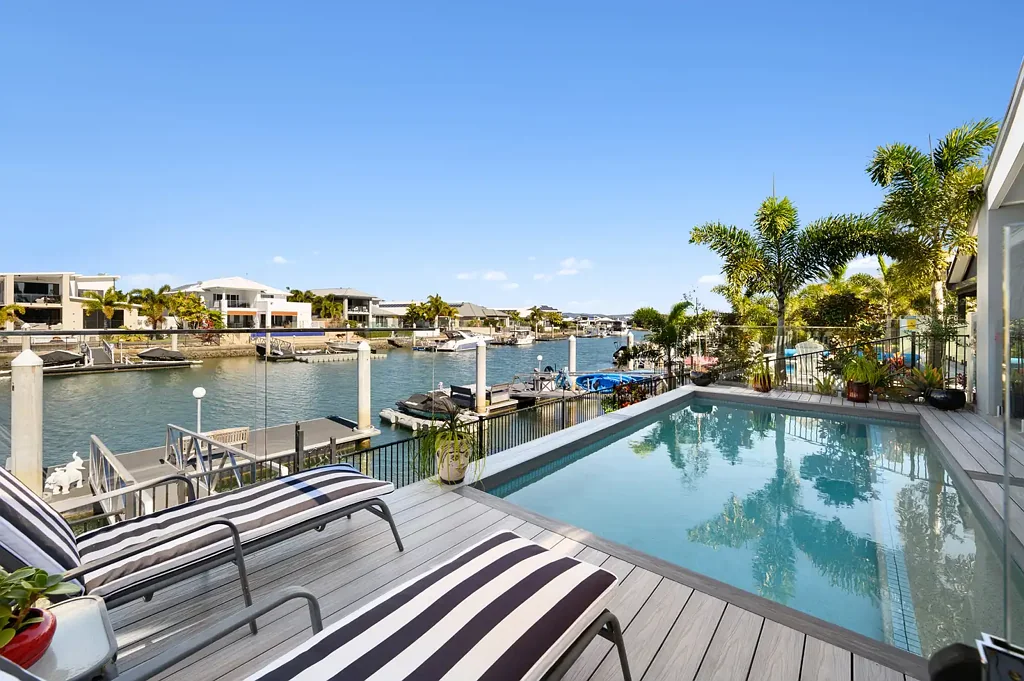 Jacobs Well 4غرفة نوم Luxurious, Waterfront , Will Be SOLD