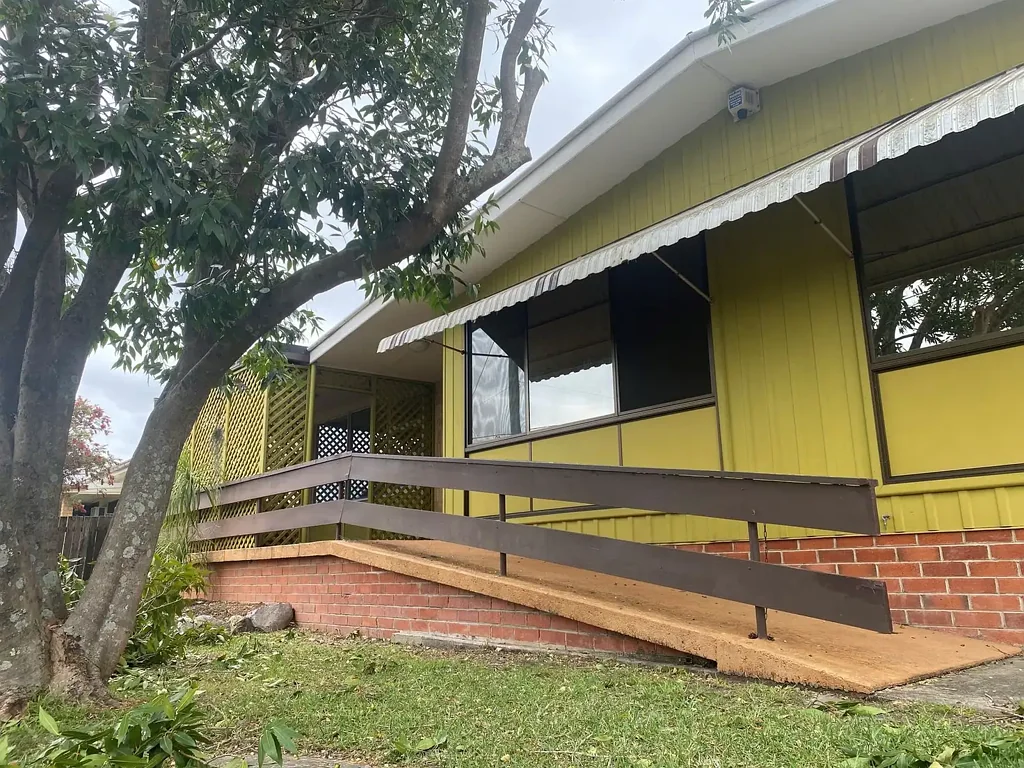 Spacious Three-Bedroom Home in a Quiet Location