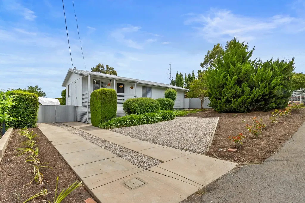 18 Mill Street, Clare, SA 5453
