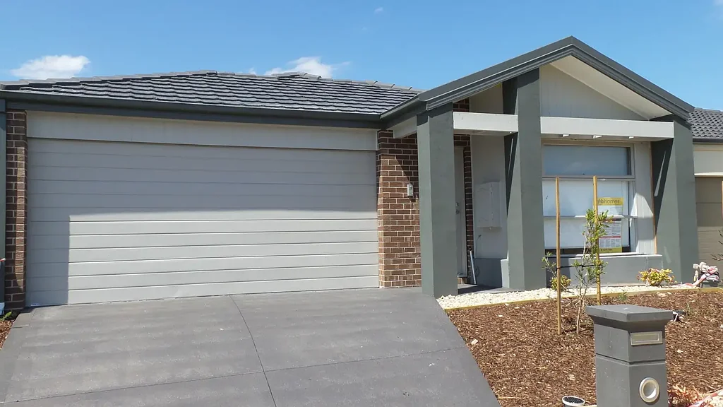 Four-Bedroom Family Home in Prime Estate Location