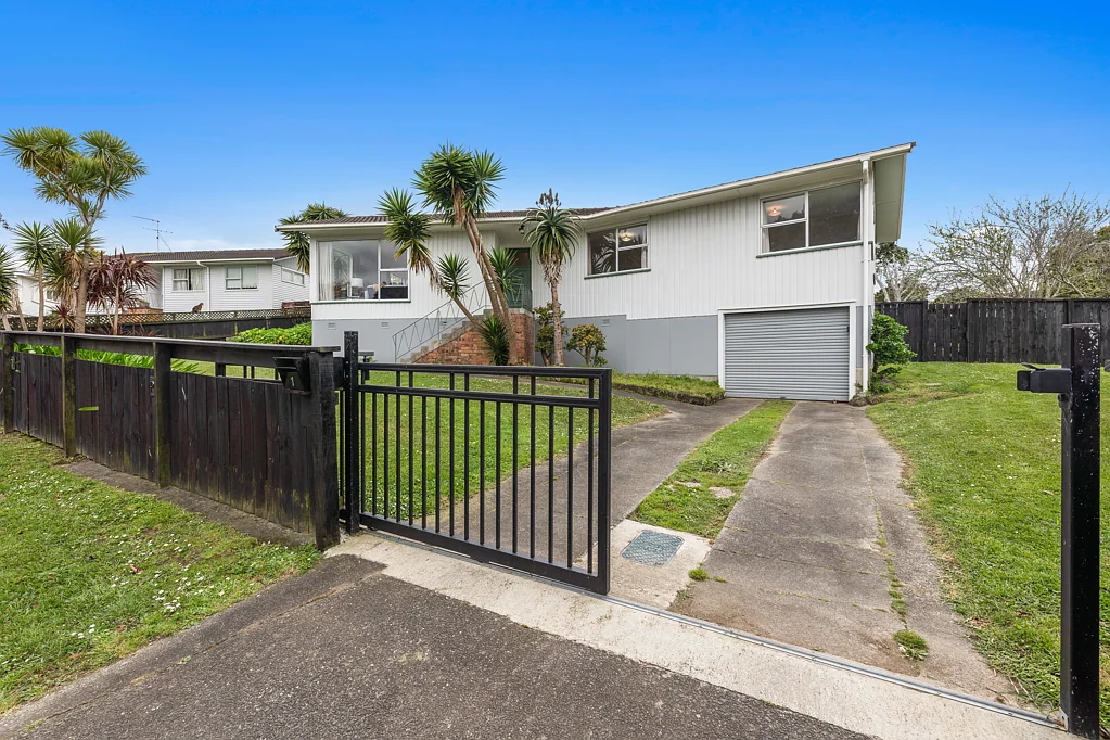 1 Benmore Place, Manurewa, Manukau City, Auckland