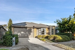 8 Nova Avenue, Truganina