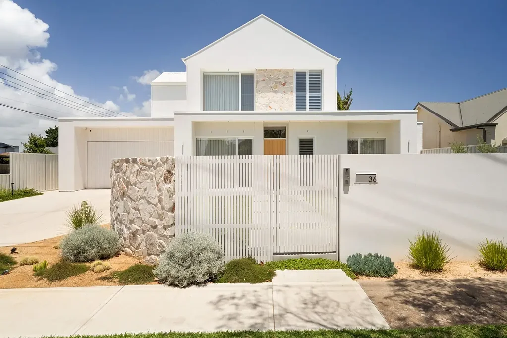 Glengowrie 4 Bedroom Live large with a coastal sanctuary that meets every moment