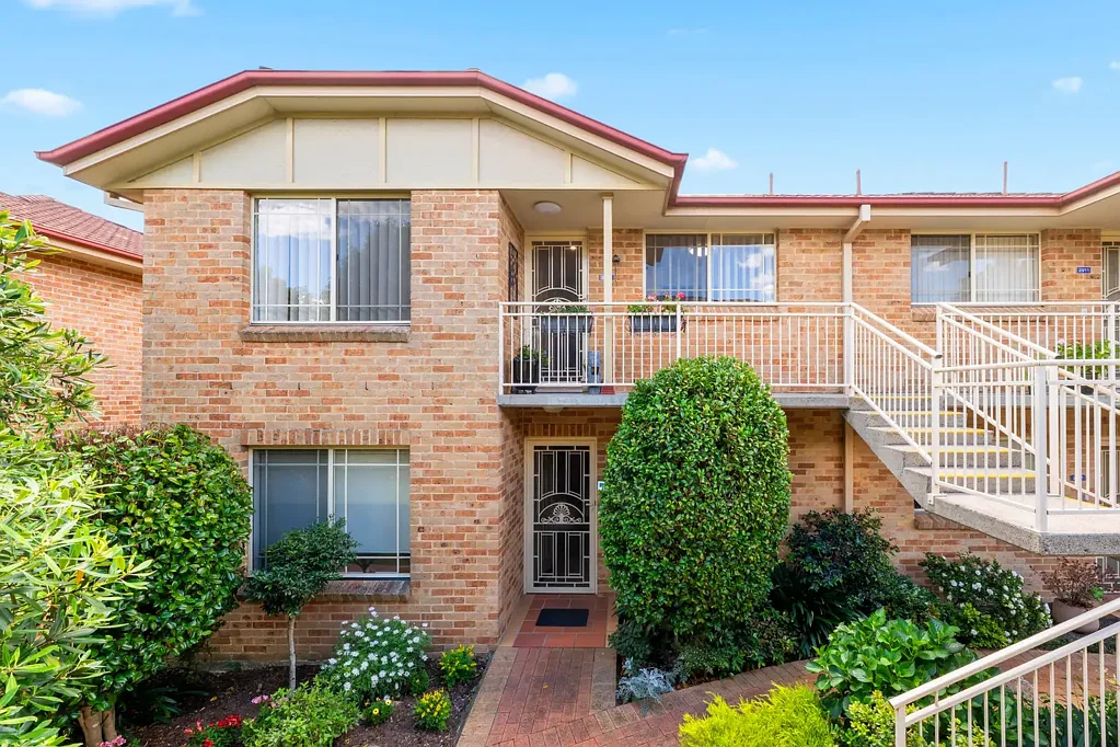 22/11 Stonelea Court, Dural, NSW 2158