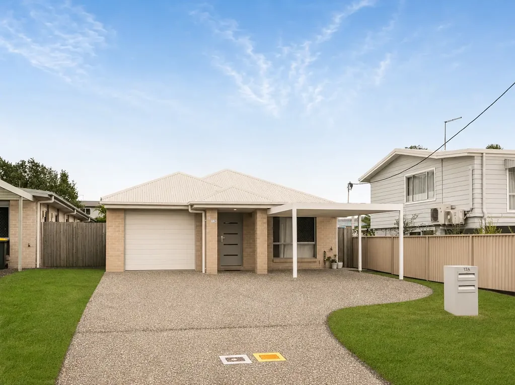 Clontarf 5Zimmer Dual-Income Investment Just 450m from the Beach