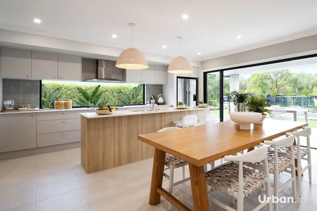 Gables 5房  Brand new turn-key home by tier 1 builder, MOJO homes – estimated completion June