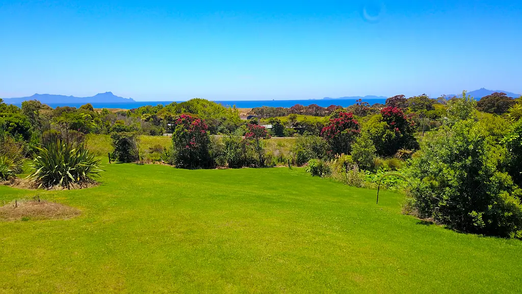 Waipu  From Sunrise to Surf – Your Coastal Escape