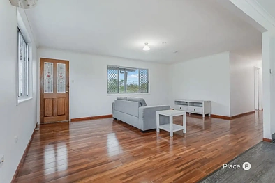 Silid Pahingahan - 44 Amersham Street, Kippa-Ring, QLD 4021