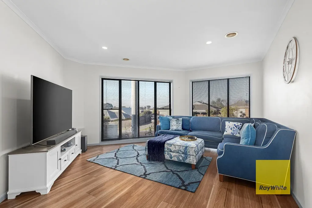 24 Nireeda Court, Wandana Heights, VIC 3216