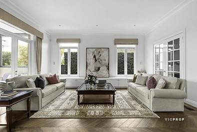 Doncaster 5 Slaapkamer Grand French Provincial Luxury of Uncompromising Quality