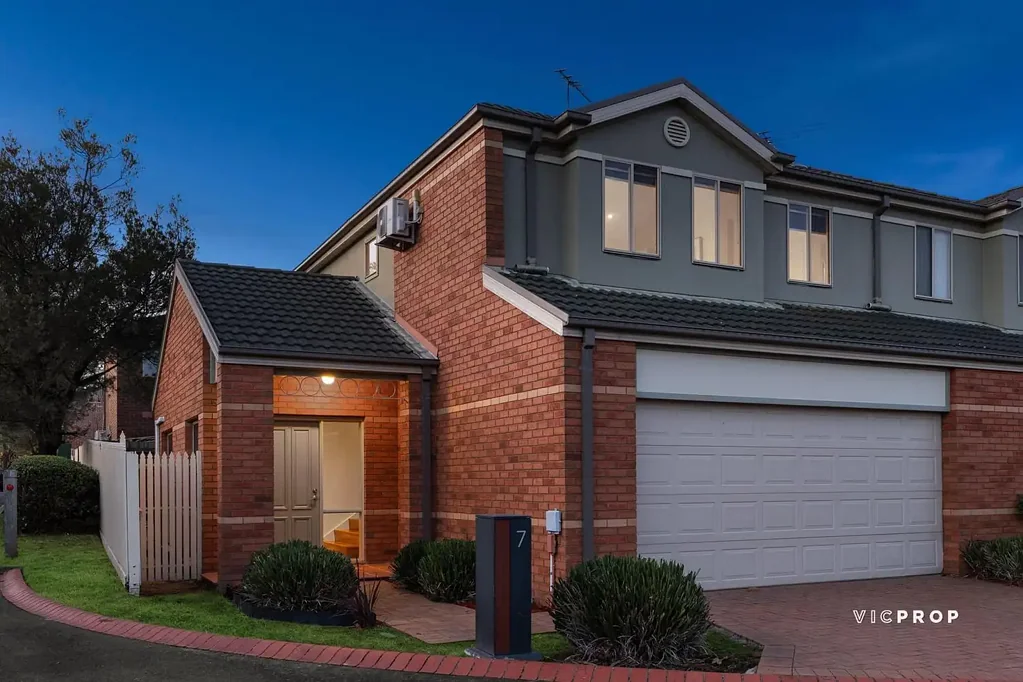 Ferntree Gully 3Kwarto Stylish Family Living in a Prime Location