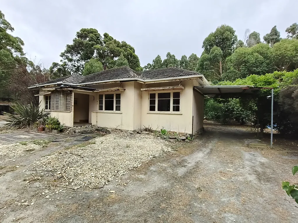Redmond ONE FOR THE HANDYMAN - HOMESTEAD LOT FOR SALE