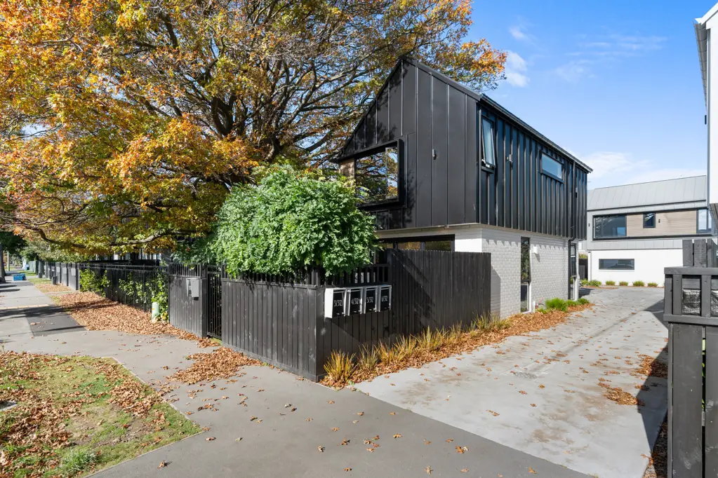 Linwood 2 Bedroom Standalone, Freehold Title with Carpark