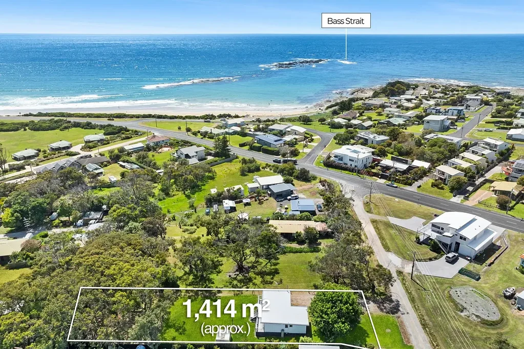 Marengo 3Zimmer COASTAL CHARM & FUTURE POTENTIAL – 3-BEDROOM HOME ON 1,416M² IN MARENGO