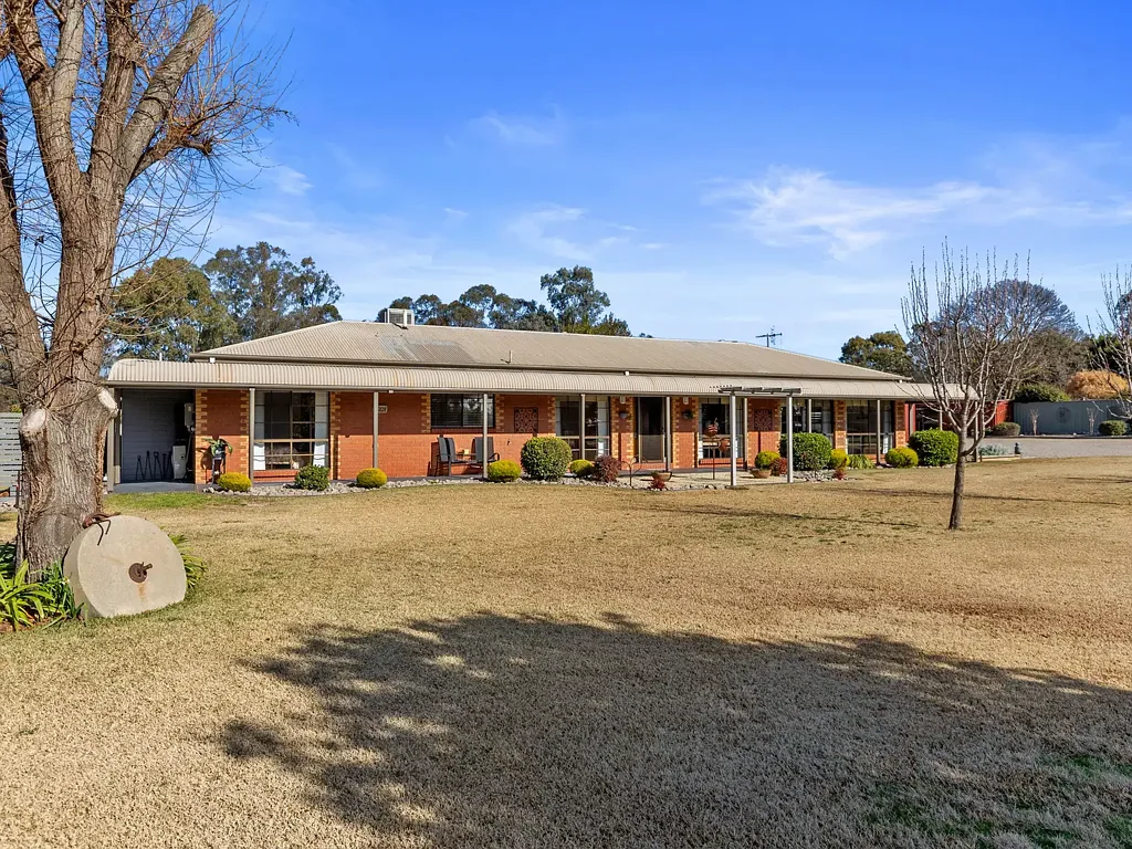 3281 Barooga-Tocumwal Rd, Barooga, NSW 3644