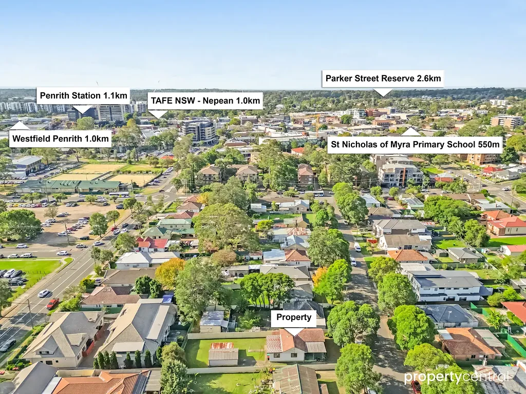 Penrith 3房 Penrith中心绿街 588sqm R3地块 步行便利 设施近 开发潜力大 Prime Penrith Position with Duplex Potential (STCA)