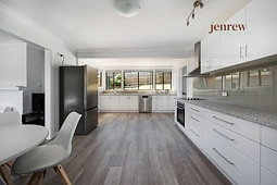 112 View Road, Montello