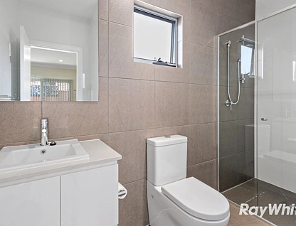 16a Emerald Road, Seven Hills, Western Suburbs, 2 Schlafzimmer, 1 Badezimmer, House