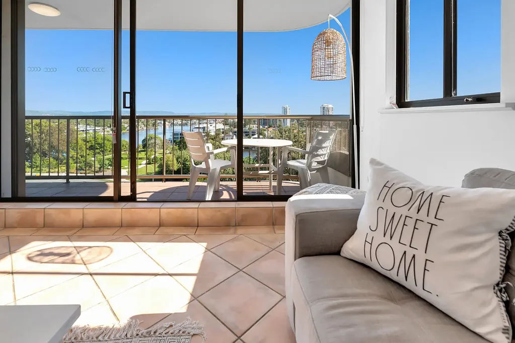 34/43 Enderley Avenue, Surfers Paradise, QLD 4217