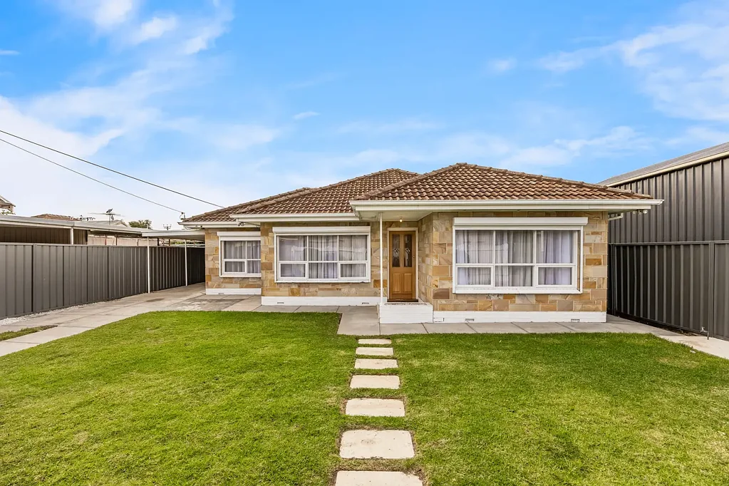 1 Ailsa Avenue, Seaton, SA 5023