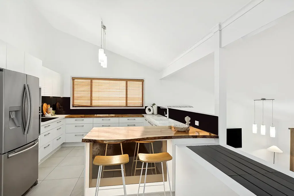 North Gosford 4Zimmer Tranquil multi-level haven with seamless indoor/outdoor living