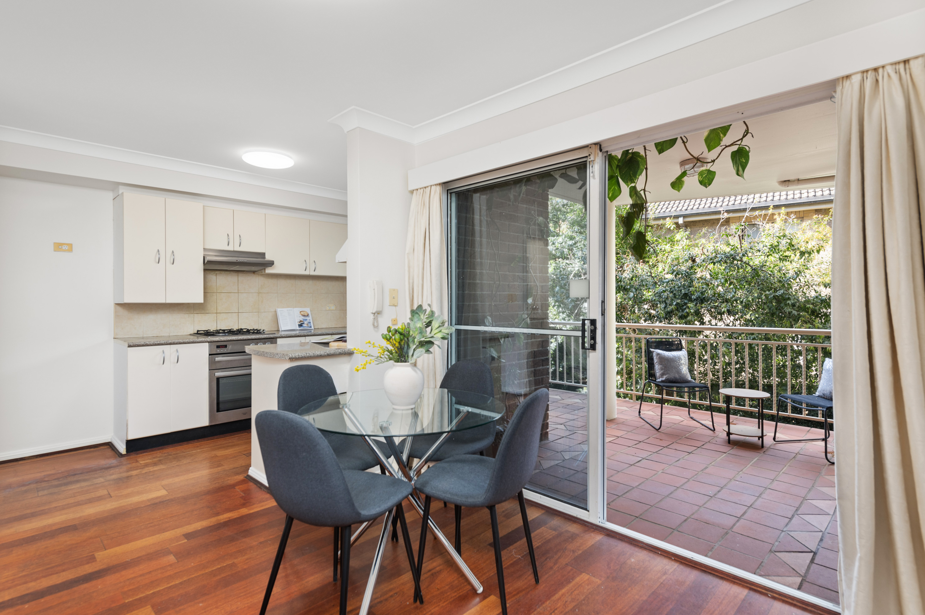 UNIT 12 16-18 BELLBROOK AV, HORNSBY NSW 2077, 0房, 0浴, Unit