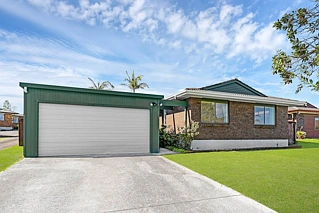 17 Jillteresa Crescent, Half Moon Bay, Manukau City
