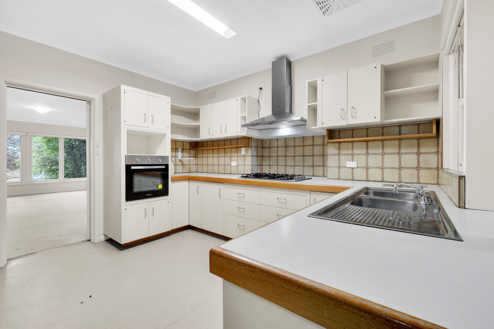 31 TUXEN ST, BALWYN NORTH VIC 3104, 0 ห้องนอน, 0 ห้องน้ำ, House