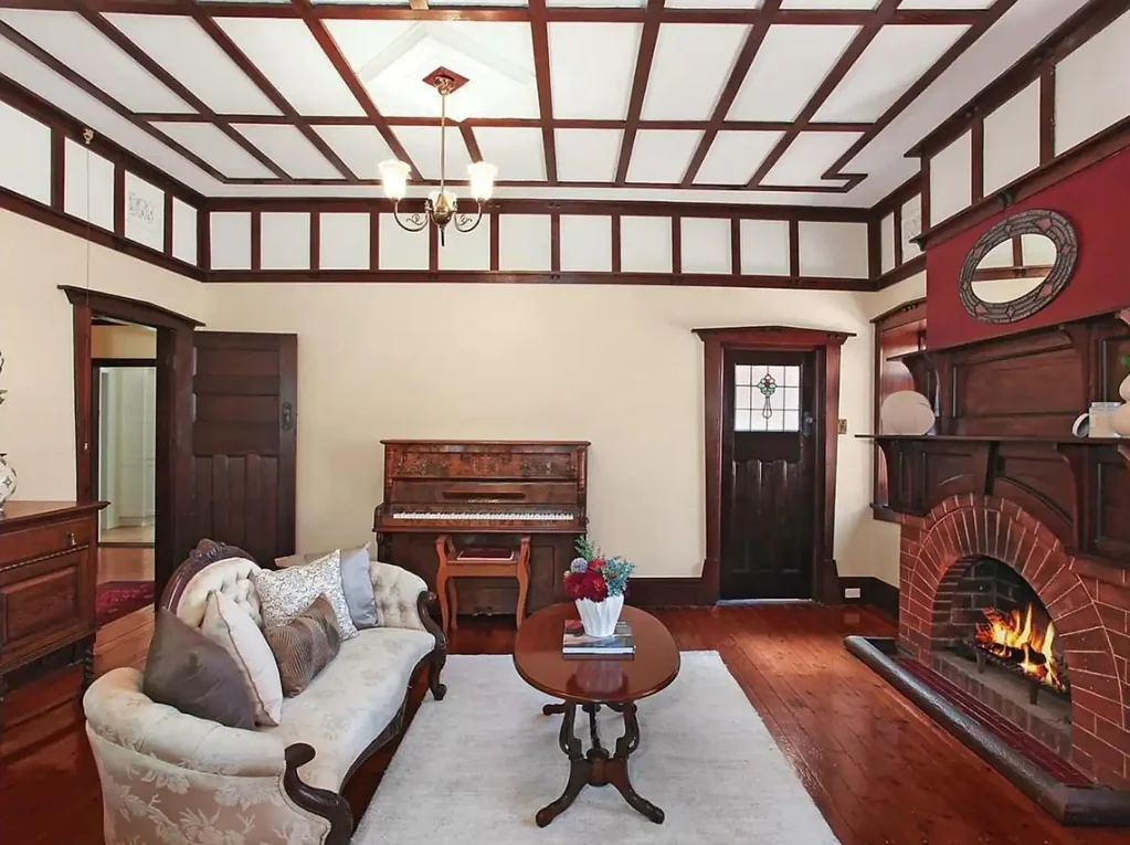 FAMILY HOME IN THE HEART OF CHATSWOOD