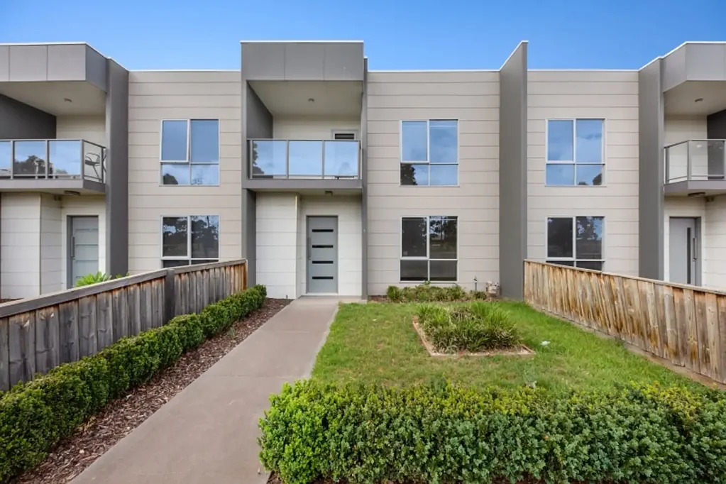 THIS PROPERTY FEATURES: