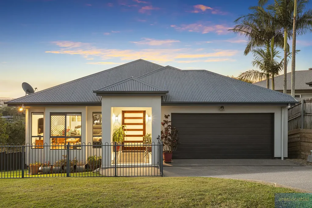 Edens Landing 4 Slaapkamer Elevated Family Living With Panoramic Views