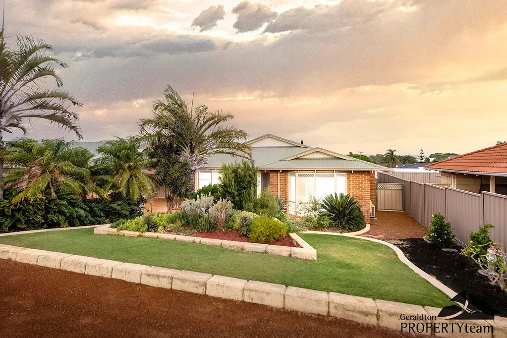 6 Duclas Place, Sunset Beach, WA 6530