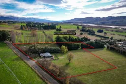 34 Earthquake Road, Duntroon