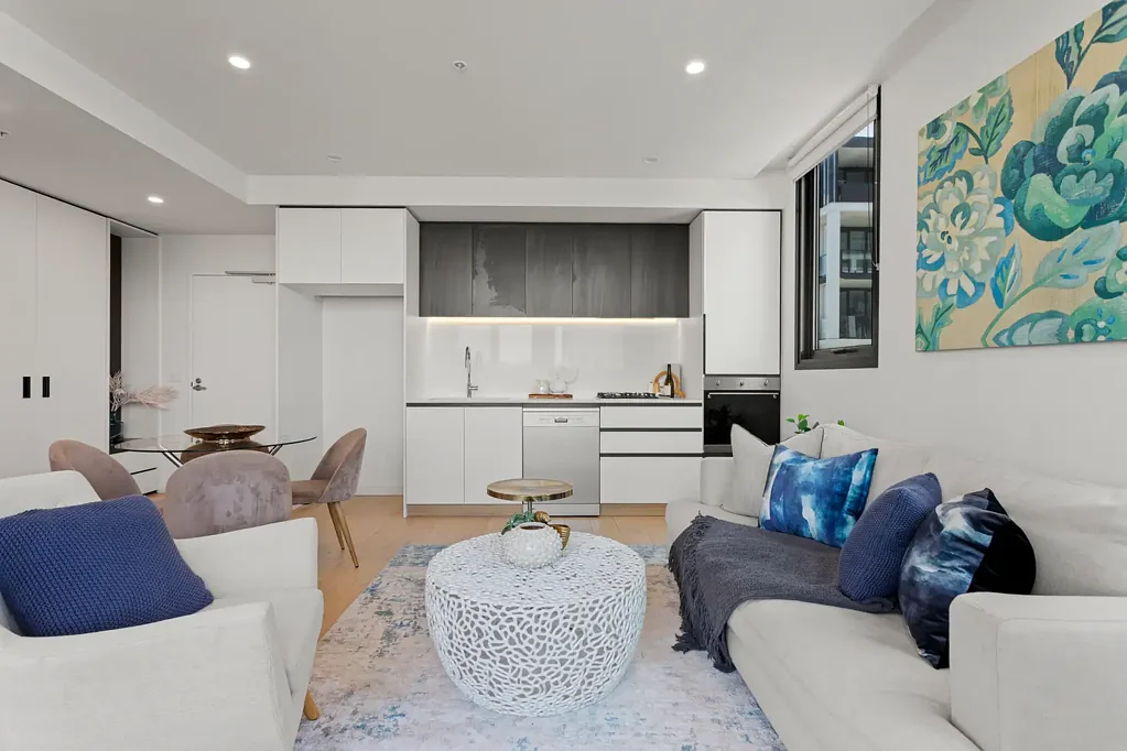 Richmond 2ਬੈੱਡਰੂਮ Premium Inner-City Living on a Quiet Tree-Lined Street