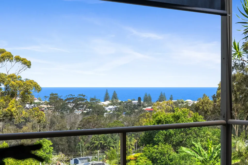 98 Bradleys Road, North Avoca, NSW 2260