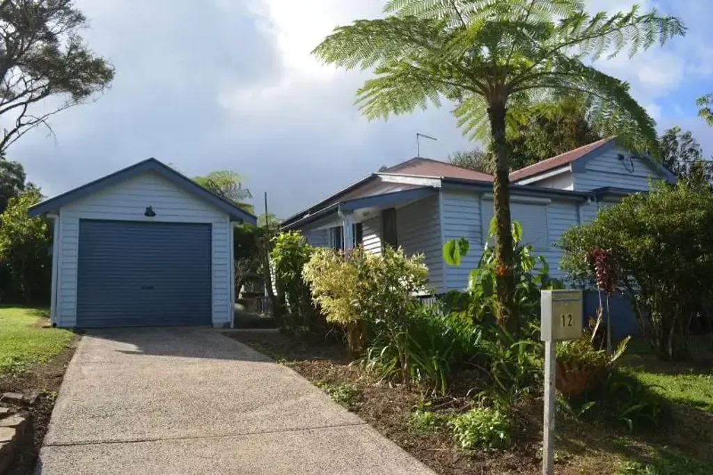 Millaa Millaa 3ਬੈੱਡਰੂਮ Family home on quarter acre