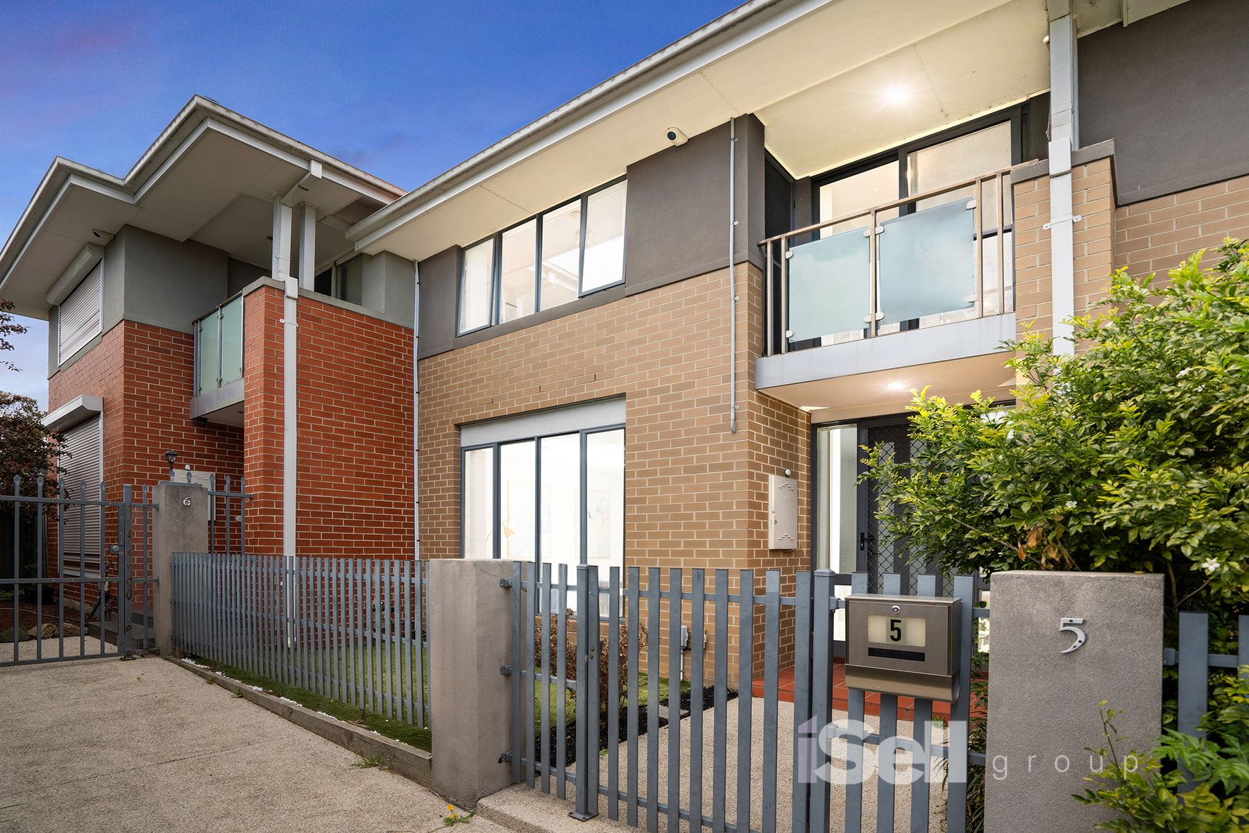 21-23 WILBERTON DR, SPRINGVALE VIC 3171, 0 Kuwarto, 0 Banyo, Townhouse