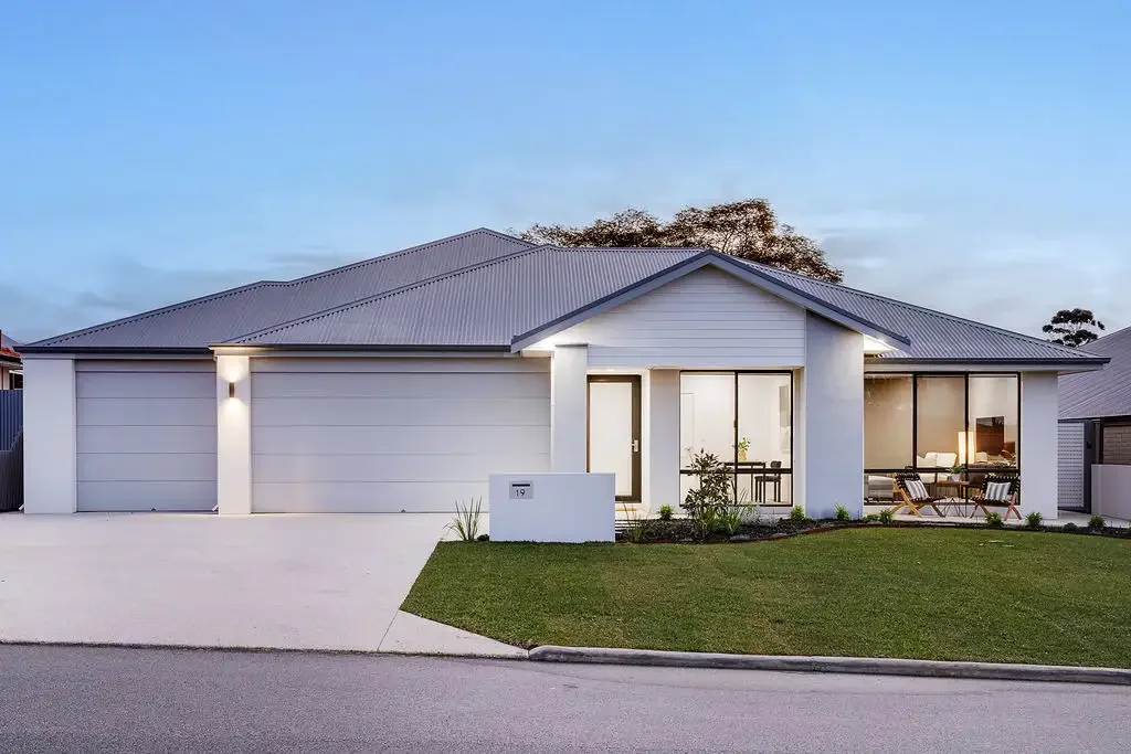 19 Hebbard Street, Samson, WA 6163