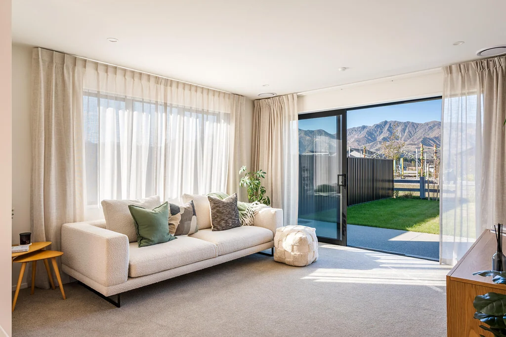 Lake Hawea 4બેડરૂમ Brand-New Living, Built to Impress