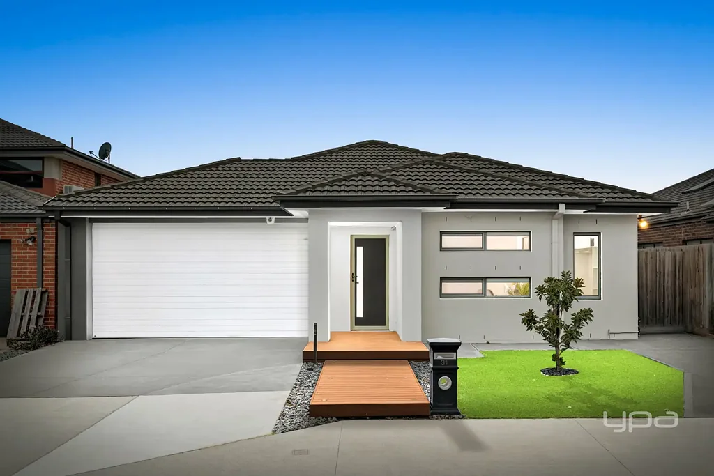 31 Cloudy Crescent, Point Cook, VIC 3030