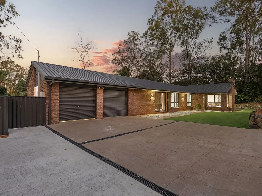 15 Joanne Street, Karalee, QLD 4306
