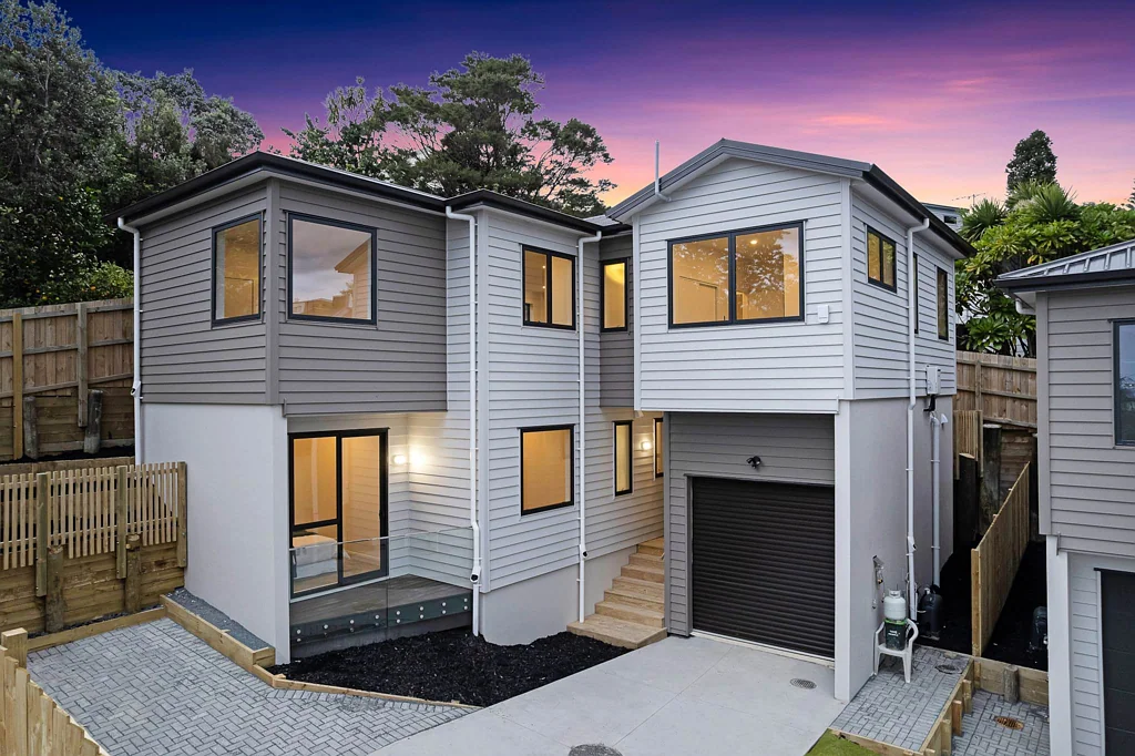 24C Zingaro Place, Massey, Waitakere City, Auckland