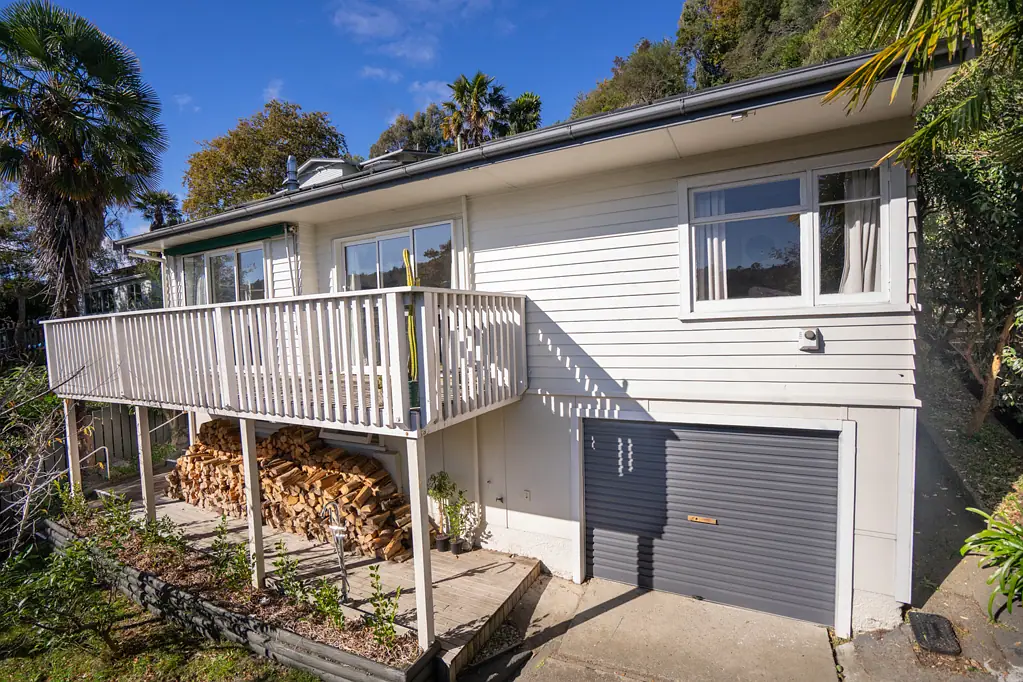 Nelson South 3 Bedroom Outstanding views and Options Galore