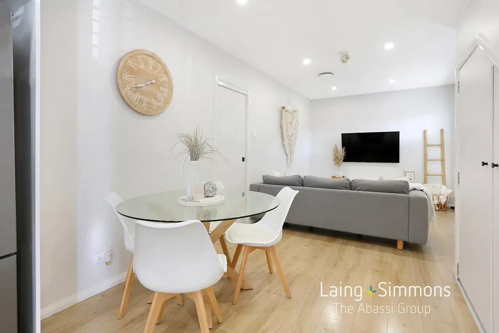 Cambridge Park 3 Slaapkamer Street Facing Comfort You'll Love Coming Home To