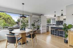 1/10 Crete Avenue, Milford