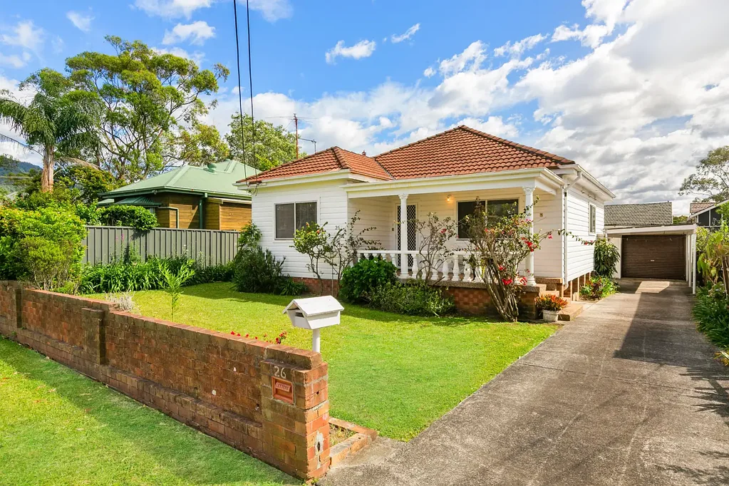 Gwynneville 3Kwarto Appealing single-level home brimming with potential