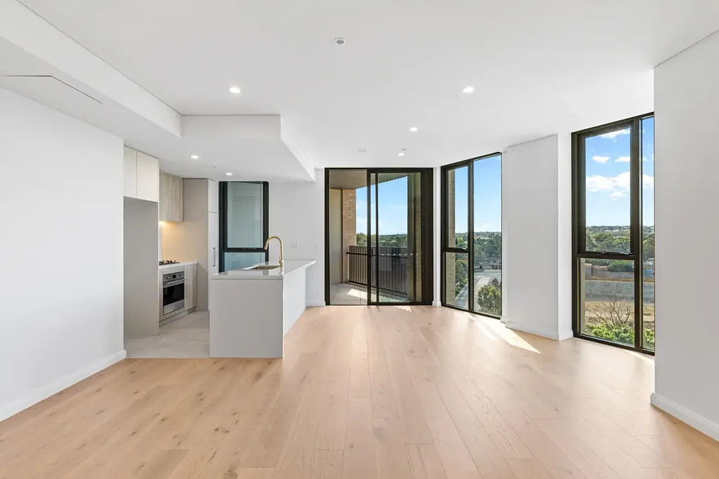 Modern Living in Convenient Locale - Study Nook area