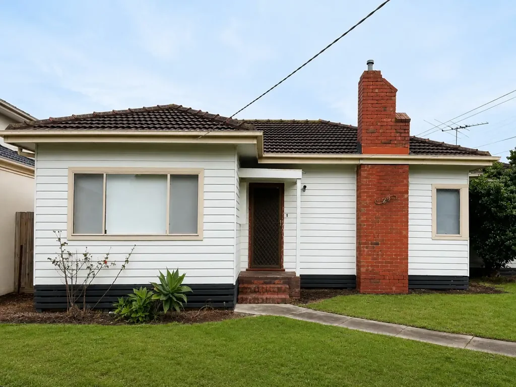 Convenient Living in the Heart of Clayton